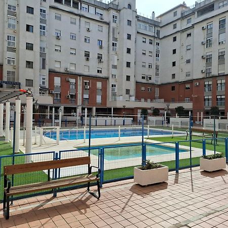 Habitacion Particular Con Bano Privado Sevilla Kültér fotó