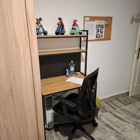 Habitacion Particular Con Bano Privado Sevilla Kültér fotó